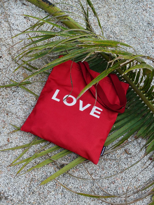 Why Canvas Tote Bags Are the Future of Sustainable Fashion