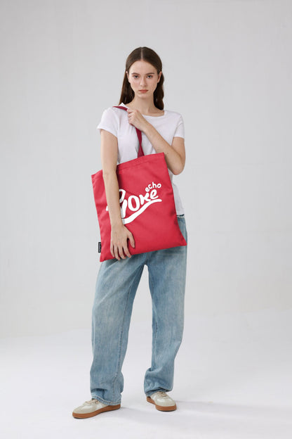 red_large_dopamine canvas_tote_bag_model